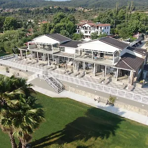 Διαμέρισμα The Palms Novasithonia, Βουρβουρού
