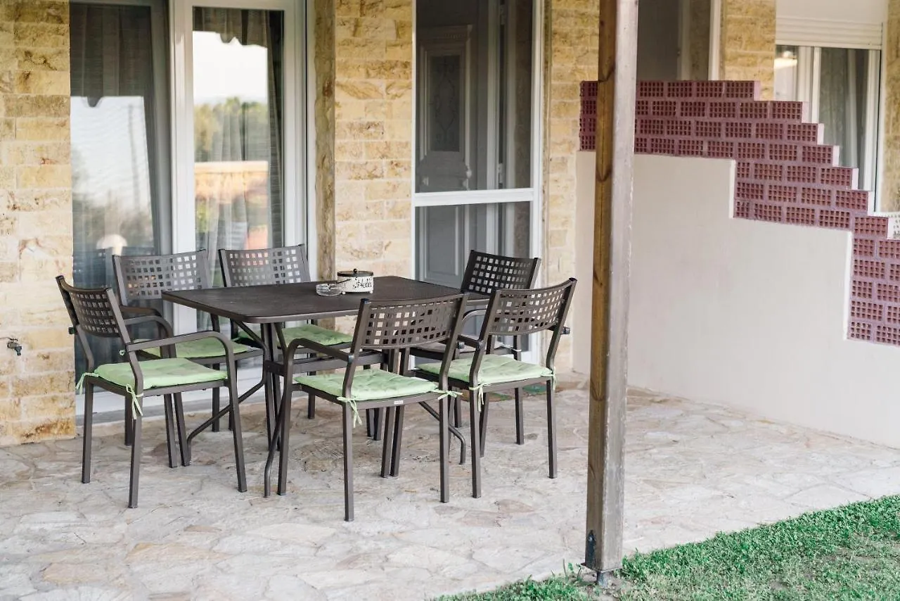 Family Villas Vourvourou 0*,